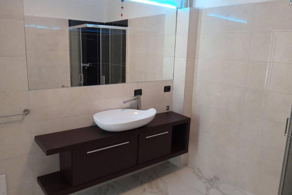Entire Flat, Independent Entrance, 20 Mins To Bgy - Bergamo Milan Airport Leilighet Nembro Eksteriør bilde