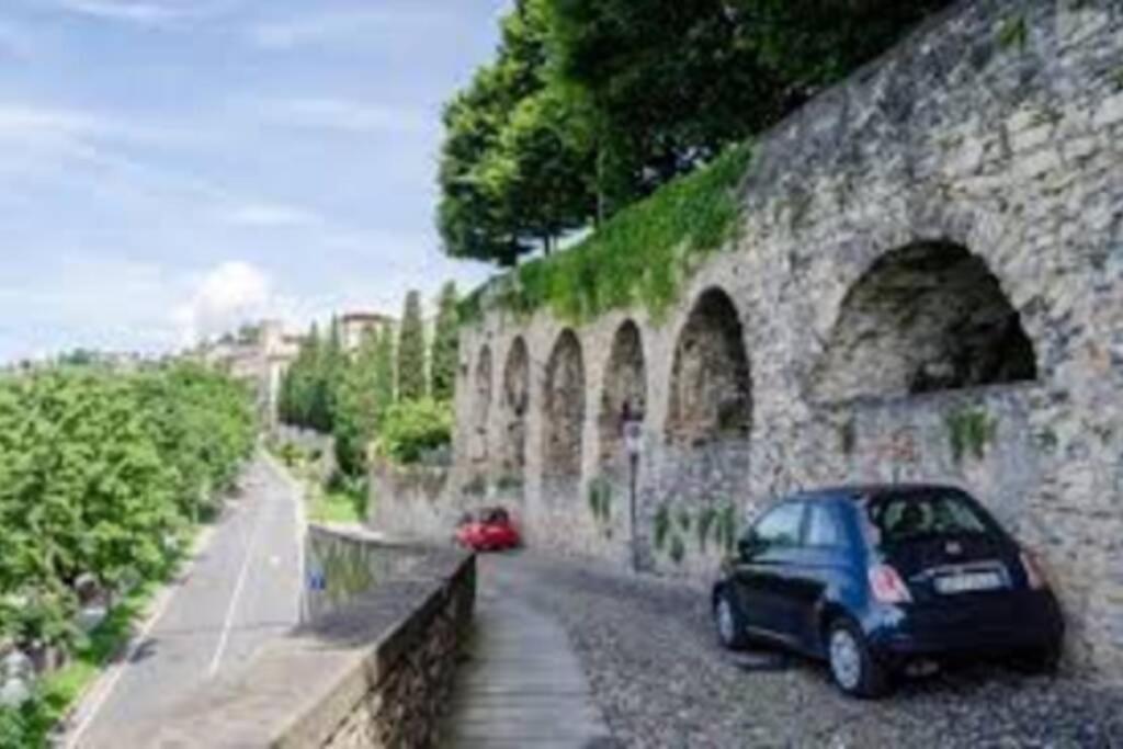 Entire Flat, Independent Entrance, 20 Mins To Bgy - Bergamo Milan Airport Leilighet Nembro Eksteriør bilde